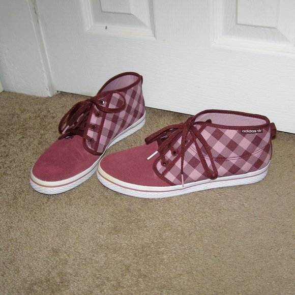 size 9 Ladies ADIDAS Suede & textile Casual shoes - Picture 2 of 13